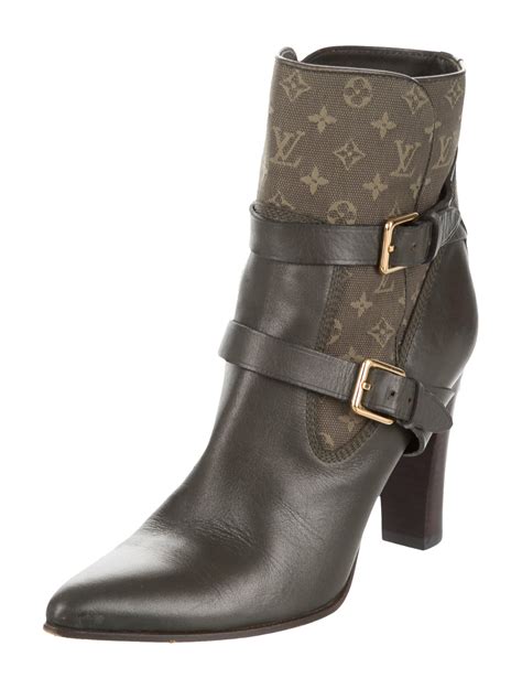 louis vuitton women's boots replica|louis vuitton female boots.